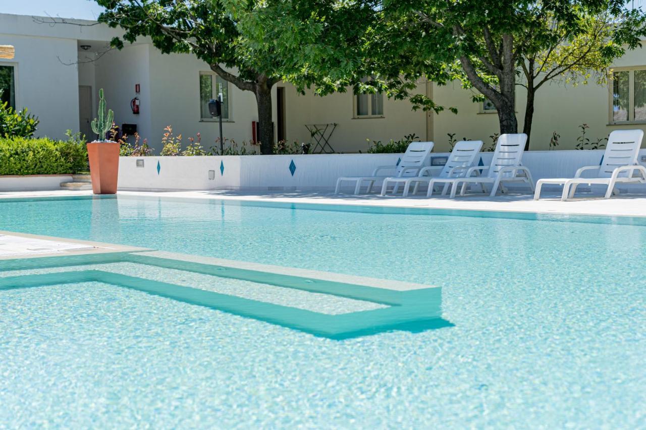 Hotel Le Mimose San Teodoro  Εξωτερικό φωτογραφία