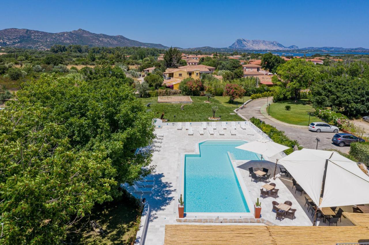 Hotel Le Mimose San Teodoro  Εξωτερικό φωτογραφία