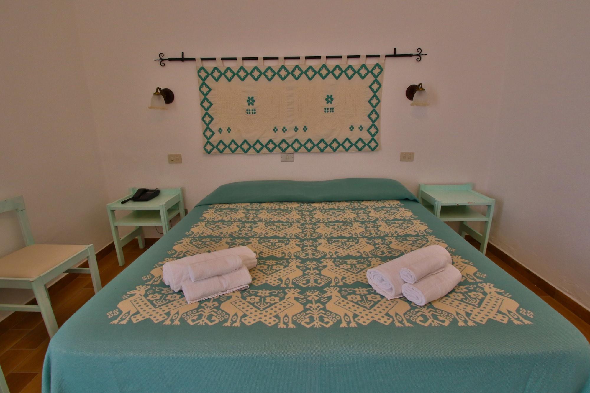 Hotel Le Mimose San Teodoro  Εξωτερικό φωτογραφία