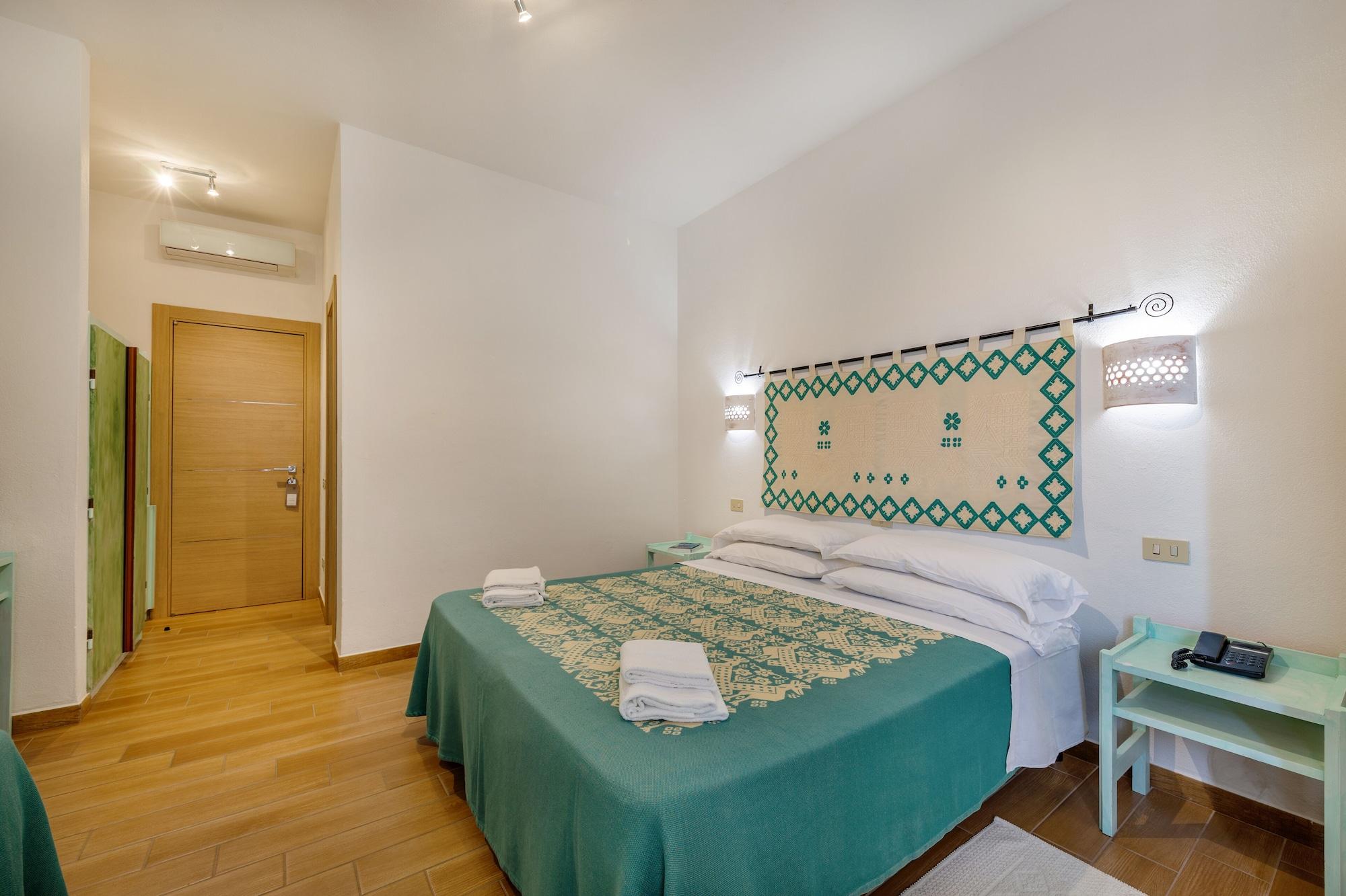 Hotel Le Mimose San Teodoro  Εξωτερικό φωτογραφία